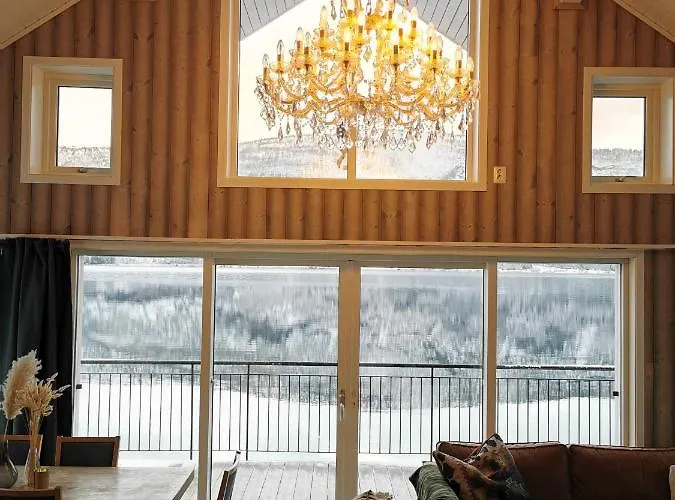 Дом отдыха Fjord Faleide 130 Стрюн