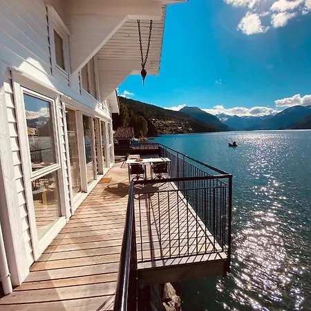 Semesterbostad Fjord Faleide 130 *