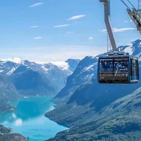 Semesterbostad Fjord Faleide 130