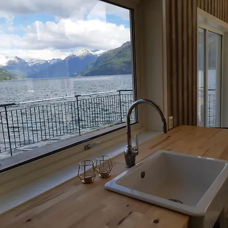 Fjord Faleide 130 Semesterbostad Stryn