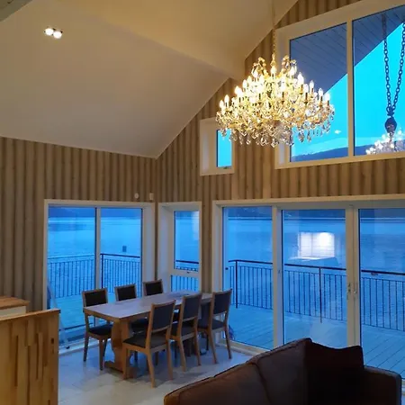 Fjord Faleide 130 Semesterbostad